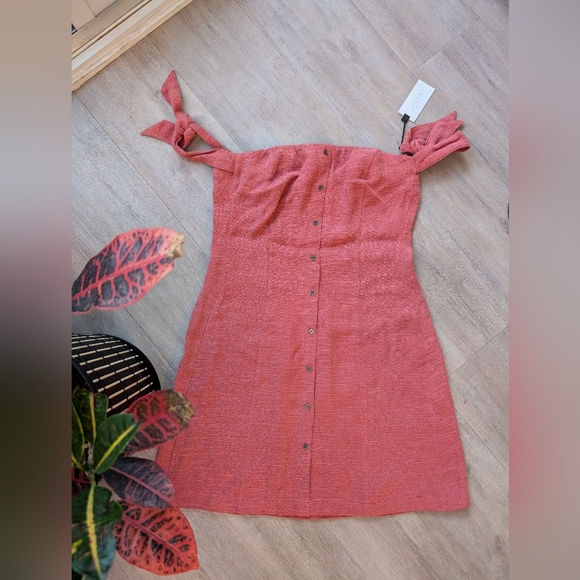 NWT Aster off the shoulder dress (small) - Picture 3 of 5